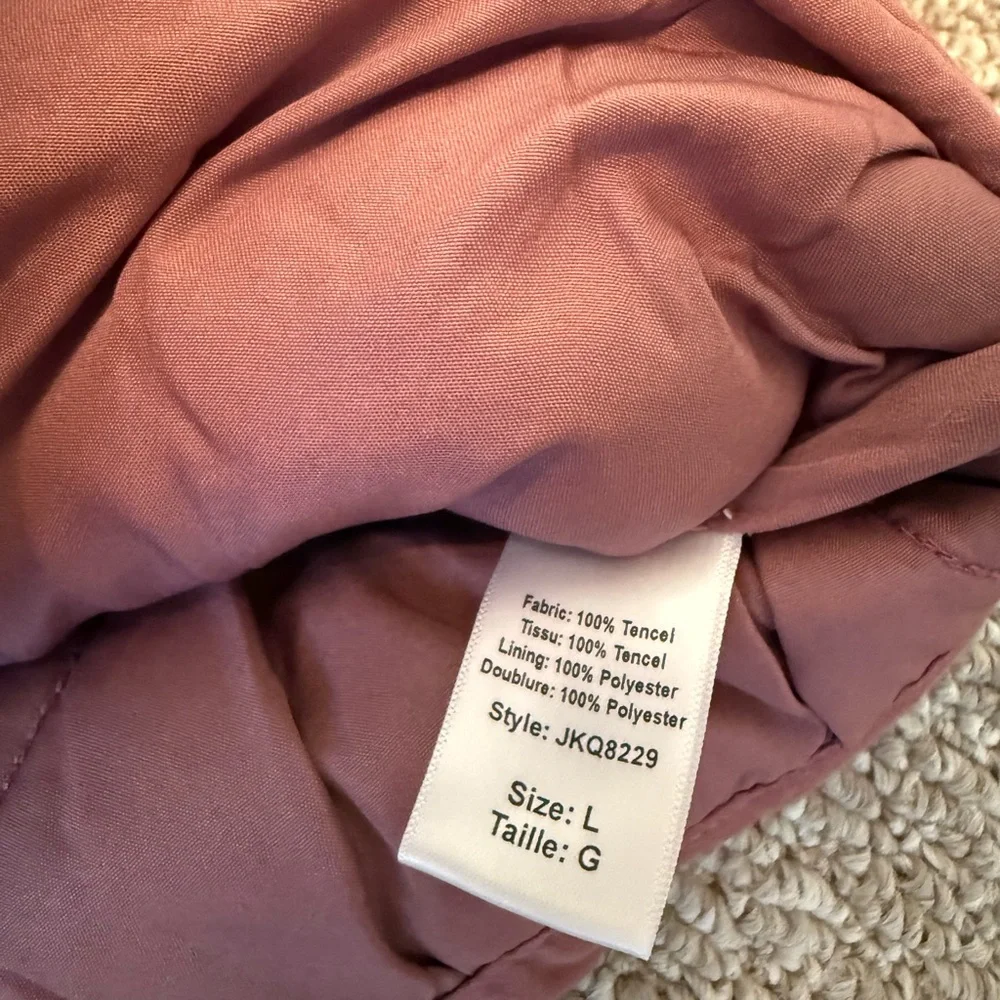 Quilted Burgundy Jacket by Elan size Large - Picture 6 of 8